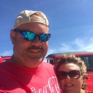 Meet your Posher, Wayne